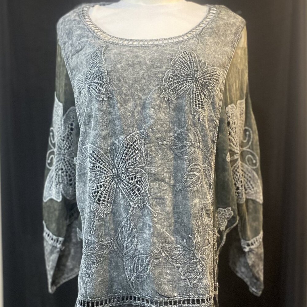 *Violet You Are Like A Butterfly🦋 Wing Blouse